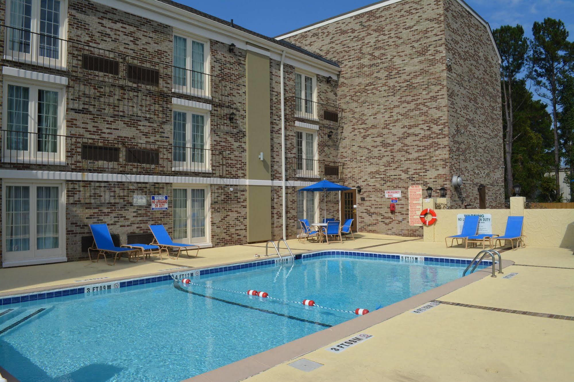 Comfort Inn Savannah Exterior photo